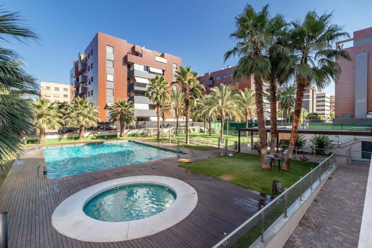 APARTAMENTO CRIS I ,Piscina-Gym&Parking, parque de las ciencias Granada Exterior foto